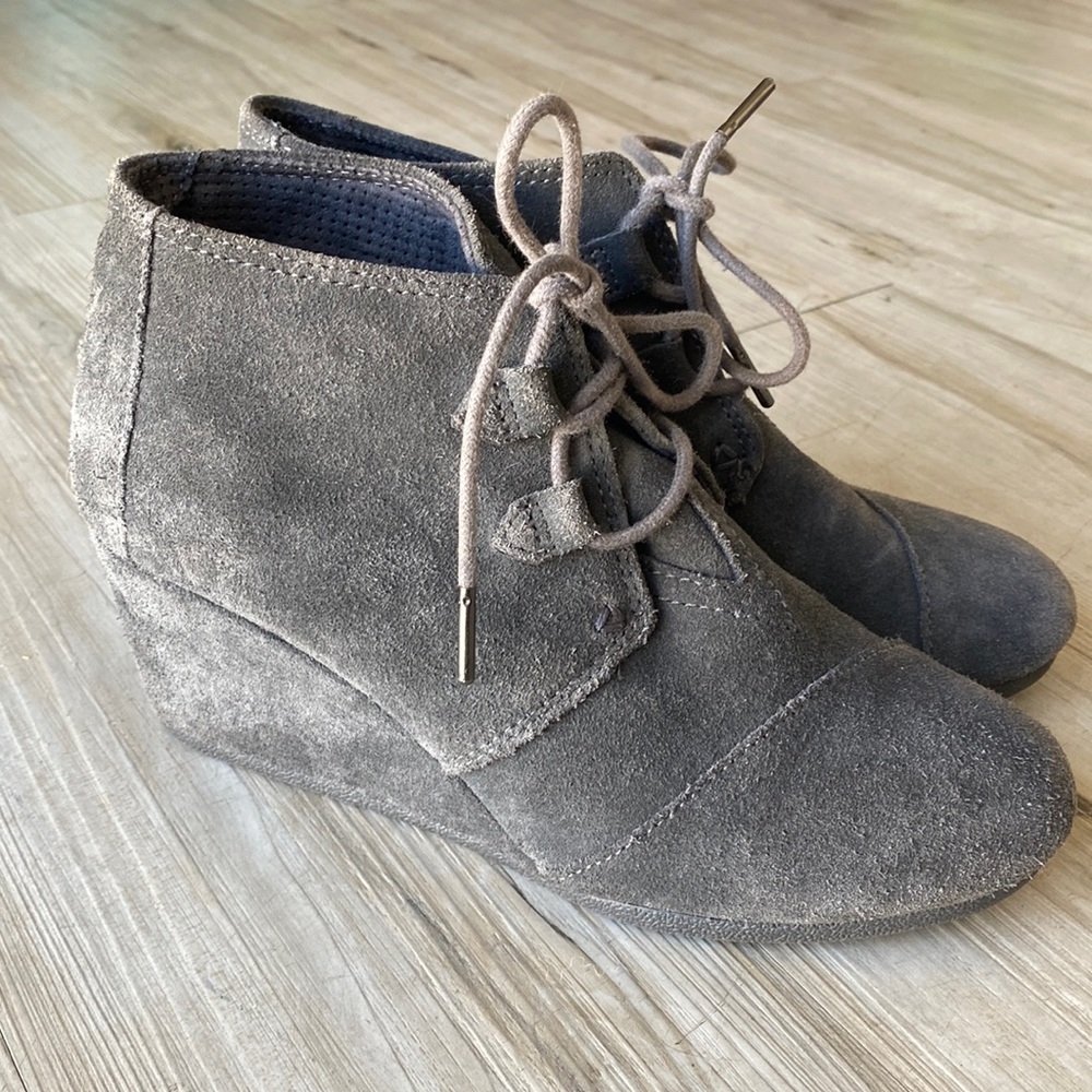 Toms Lace Up Kala Wedge
